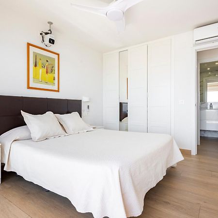 Beachfront -- New Luxury Apartment -- 1ª Linea Playa -- Fuengirola City Center -- Private Parking -- Panoramic Sea Views -- Εξωτερικό φωτογραφία