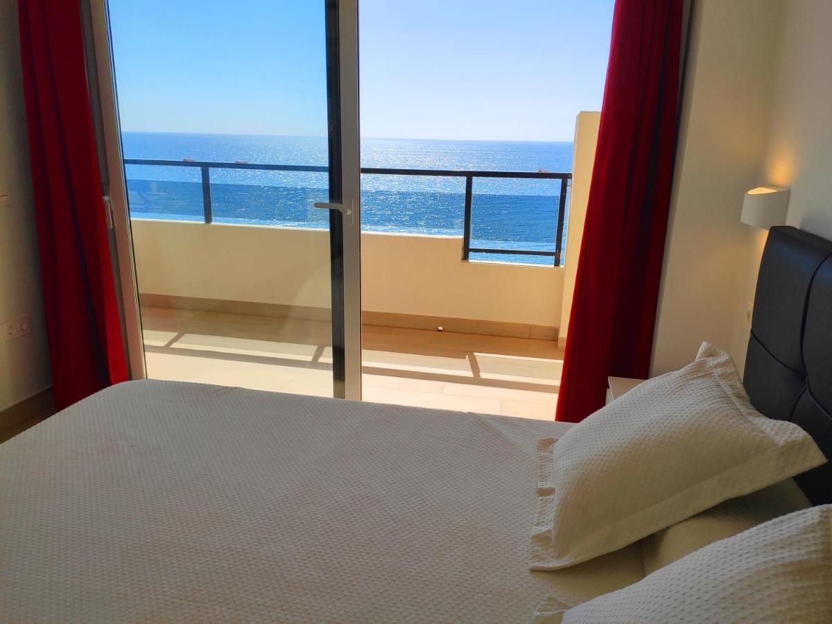 Beachfront -- New Luxury Apartment -- 1ª Linea Playa -- Fuengirola City Center -- Private Parking -- Panoramic Sea Views -- Εξωτερικό φωτογραφία