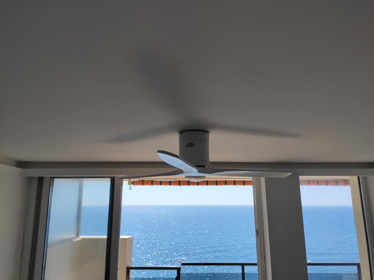 Beachfront -- New Luxury Apartment -- 1ª Linea Playa -- Fuengirola City Center -- Private Parking -- Panoramic Sea Views -- Εξωτερικό φωτογραφία